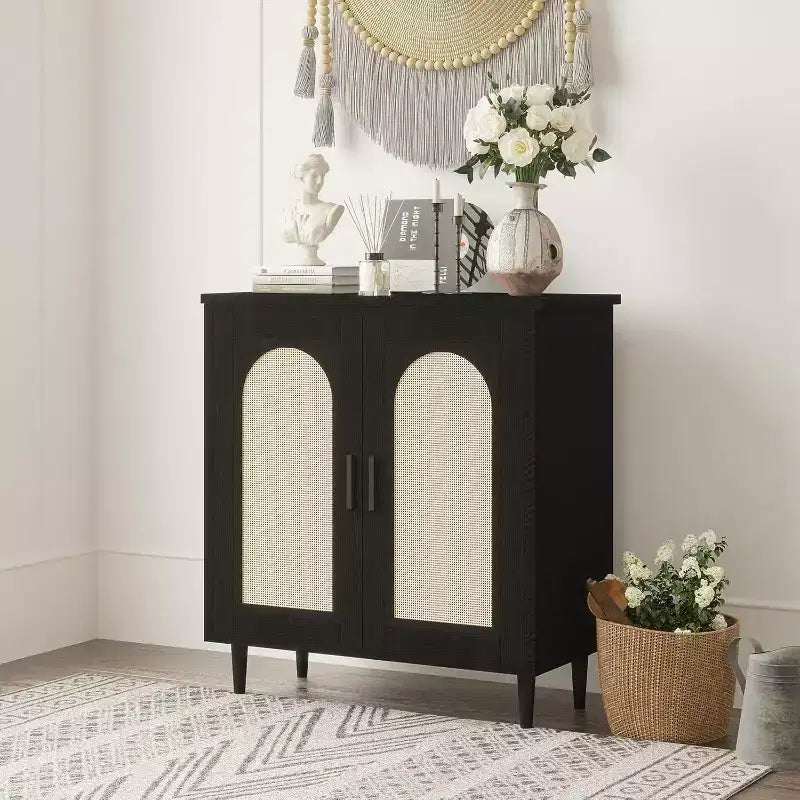 Mobile Credenza Buffet con Ante in Rattan e Piedini in Legno Massello