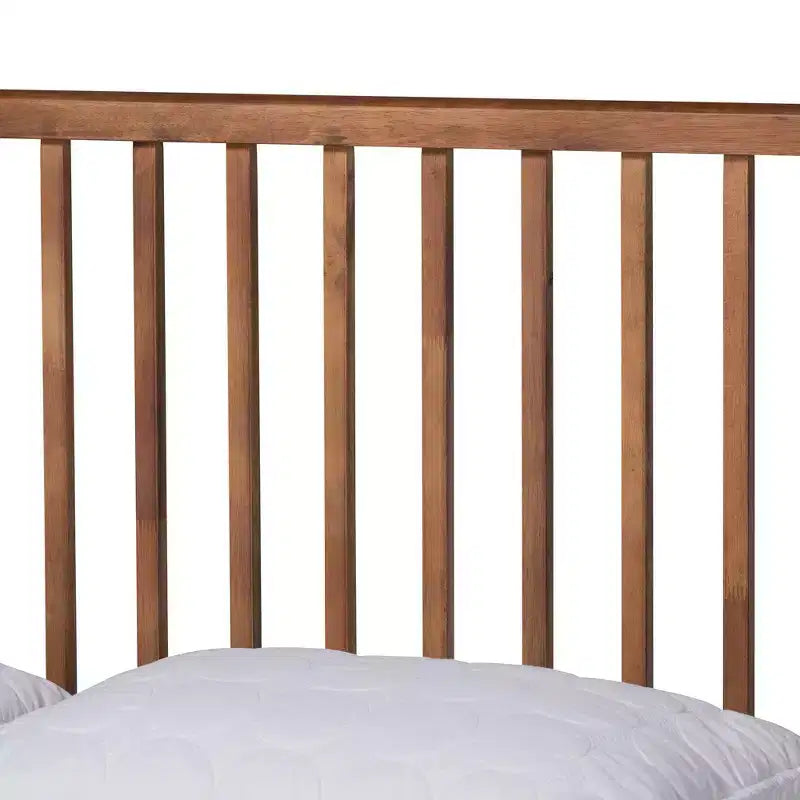 Neilan Letto a piattaforma in legno noce marrone